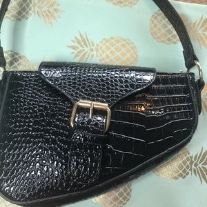 Black Saddle Bag in Faux Alligator Patent Leather!